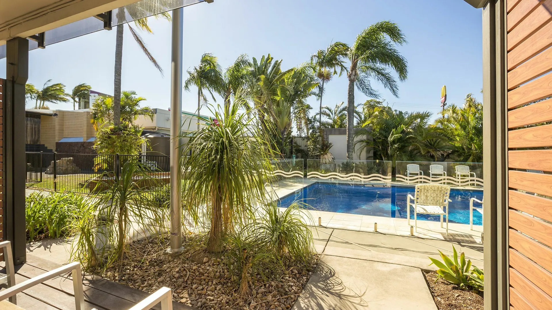 Hotel Nightcap At Golden Beach Tavern Caloundra