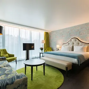 **** Hotel Thon Bristol Stephanie Belgium