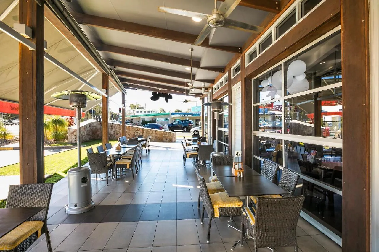 Nightcap At Golden Beach Tavern Caloundra Hotel