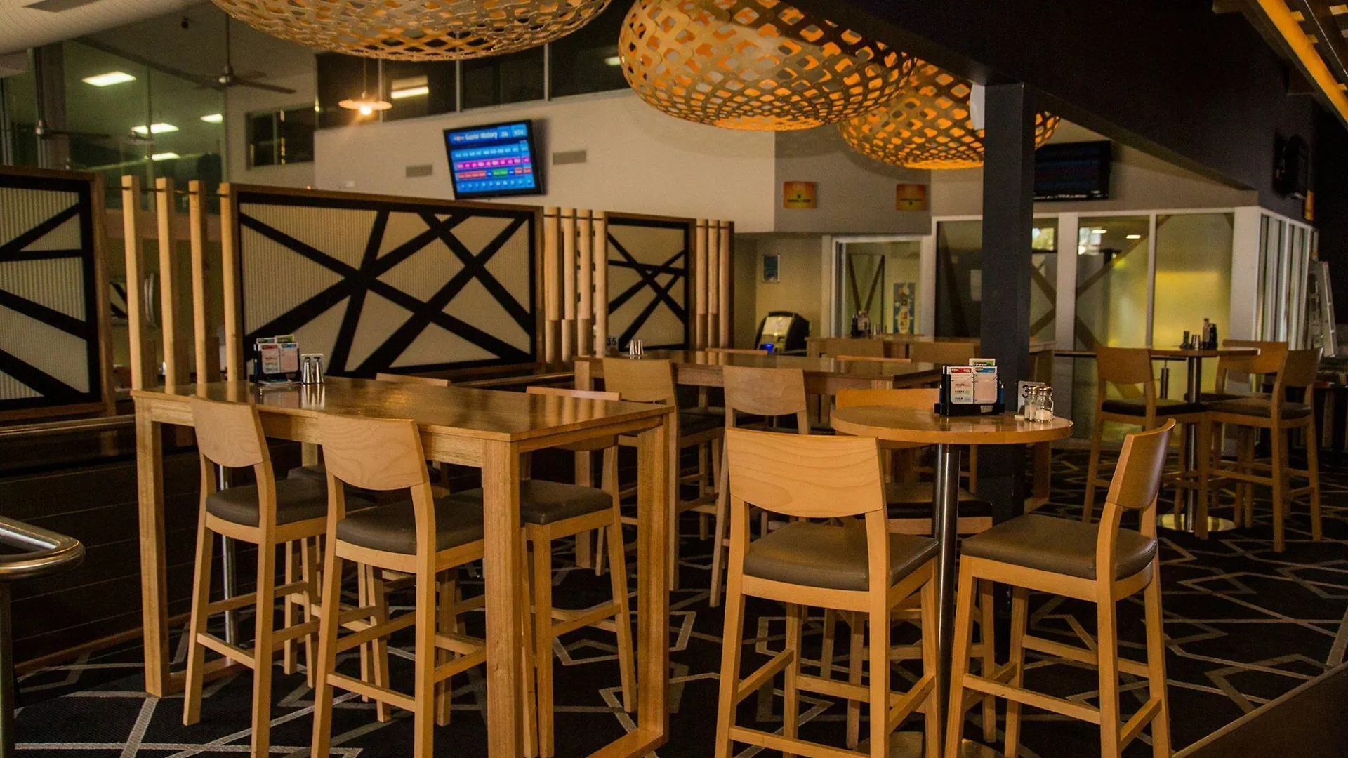 Nightcap At Golden Beach Tavern Caloundra 3*,  Australia